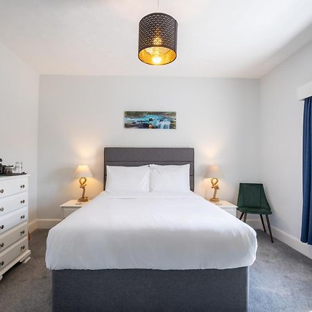 Cosy Wolf Bed & Breakfast เฟรชวอเตอร์ ภายนอก รูปภาพ